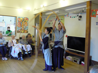 akimaturi201213.jpg