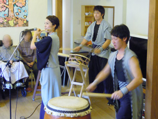 akimaturi201214.jpg